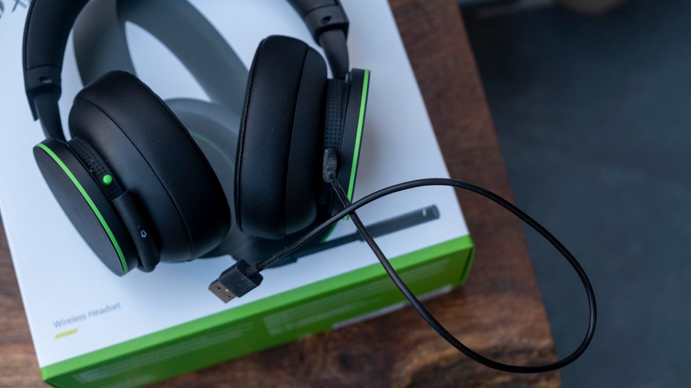 Xbox Wireless Headset review our new top for Xbox